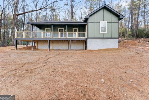 1410 Skylake RD Sautee Nacoochee GA 30571