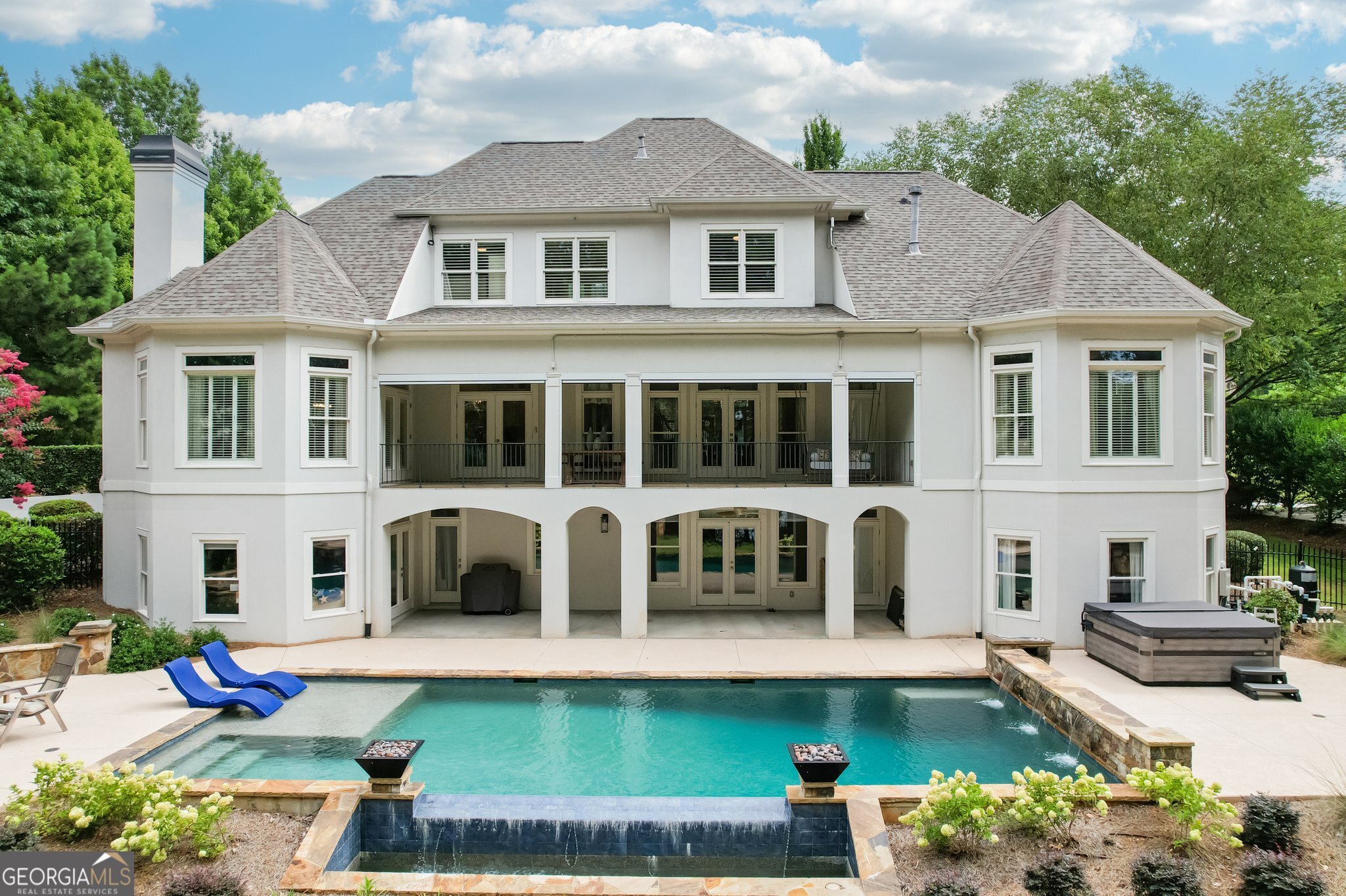 109 Peninsula DR
