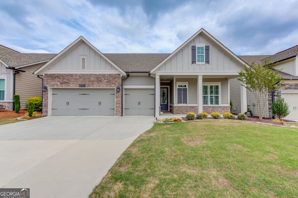 Photo of 6971 Scenic Overlook Trace, Flowery Branch, GA 30542 (MLS # 10730777)