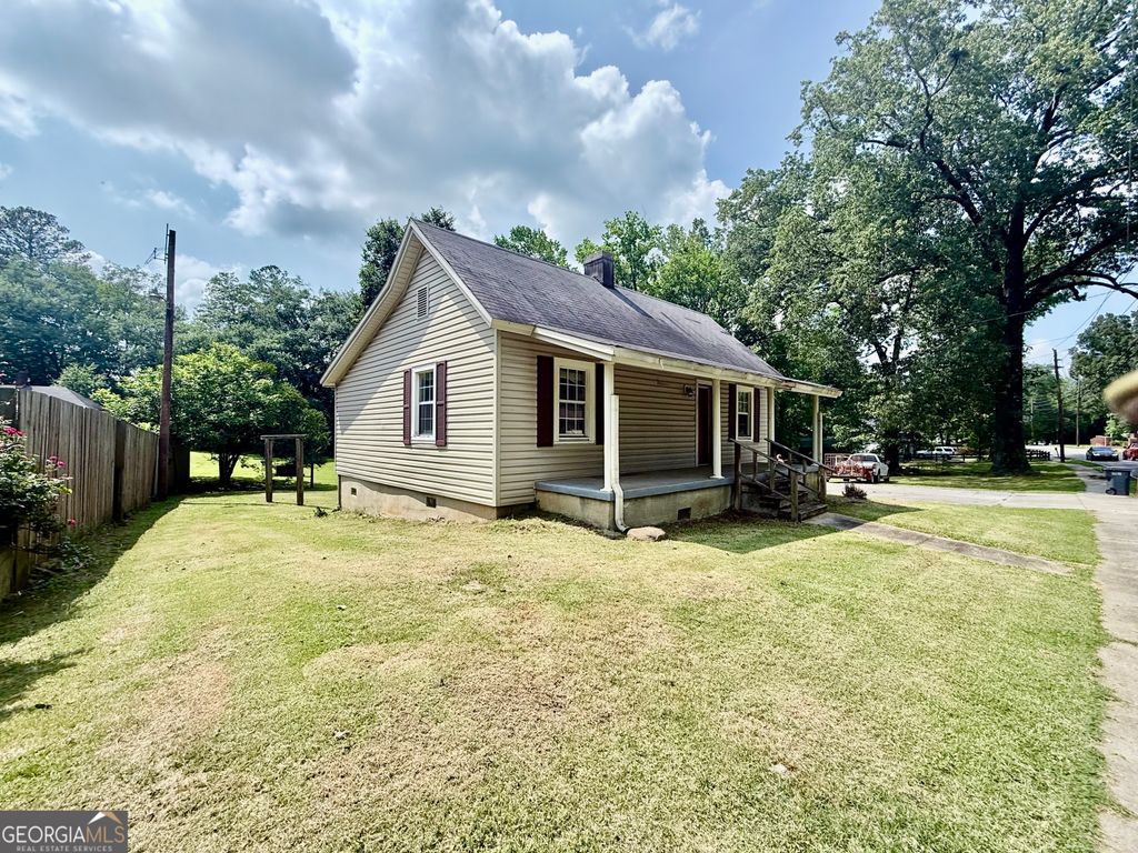 Photo of 103 Highland Avenue, Summerville, GA 30747 (MLS # 10656285)