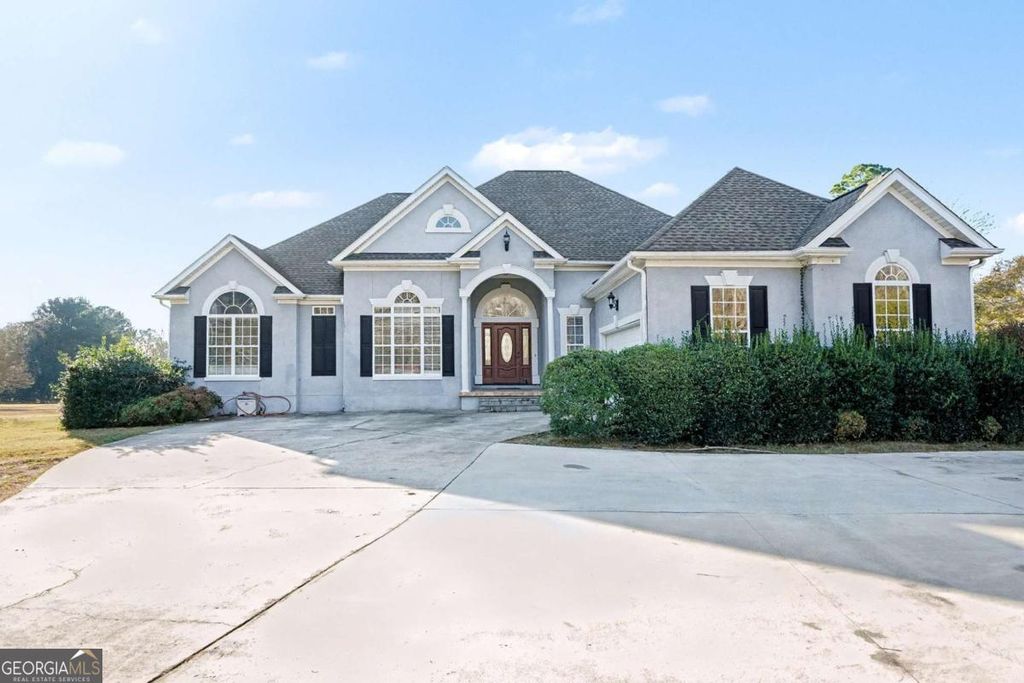 Photo of 517 N Pine Hill Road, Griffin, GA 30223 (MLS # 10650328)