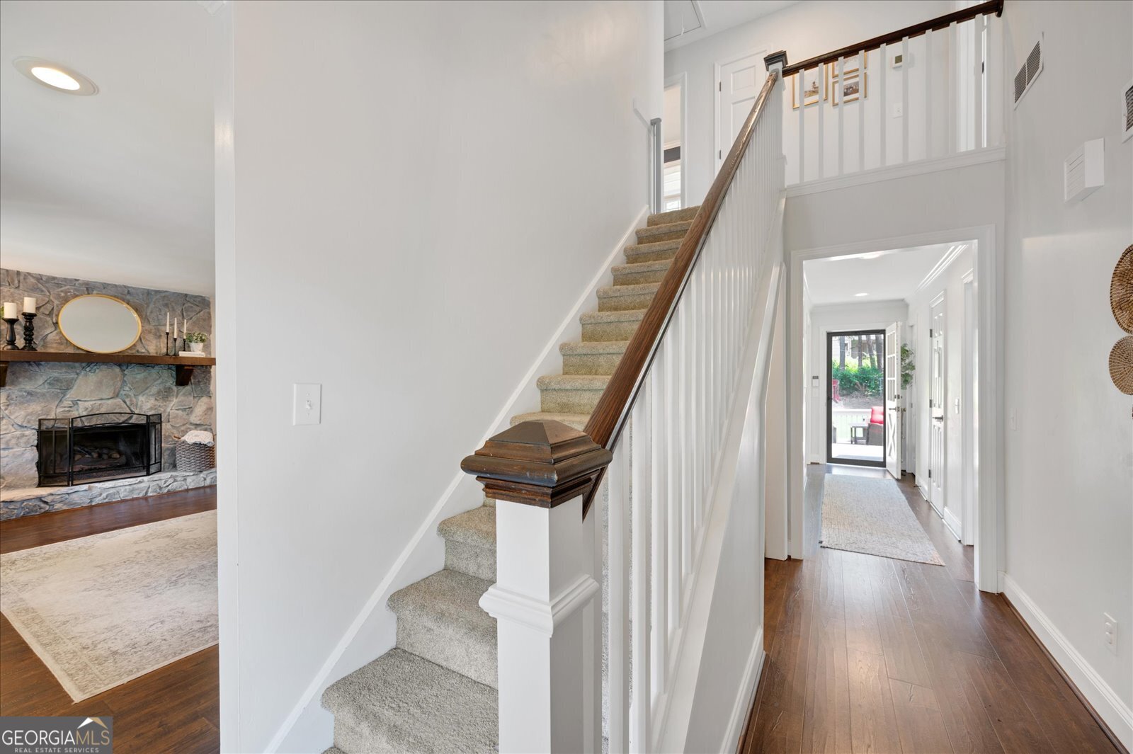 2749 Bentwood DR
