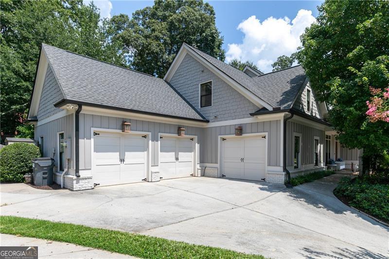 150 Palmer Oaks LN
