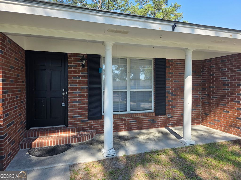 Photo of 406 Hickory Street, Springfield, GA 31329 (MLS # 10764738)