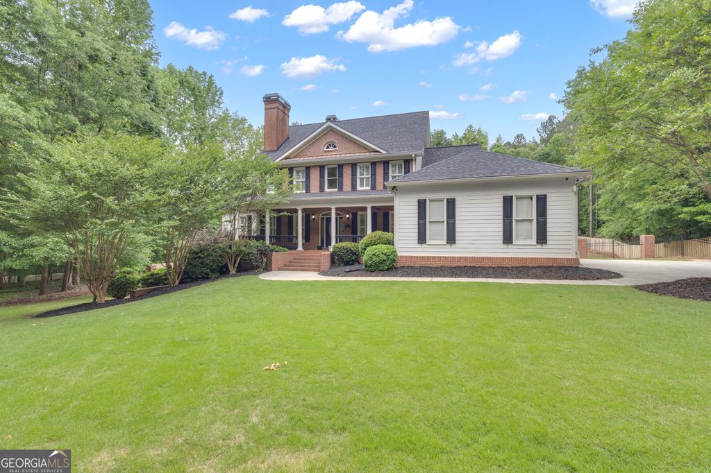 Photo of 295 Postwood Dr, Fayetteville, GA 30215 (MLS # 10757254)