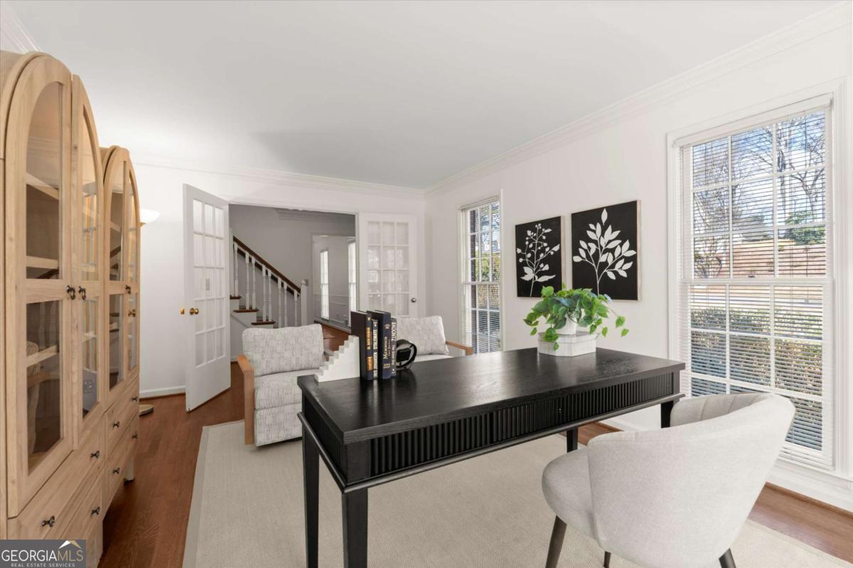 1098 Princeton WALK NE