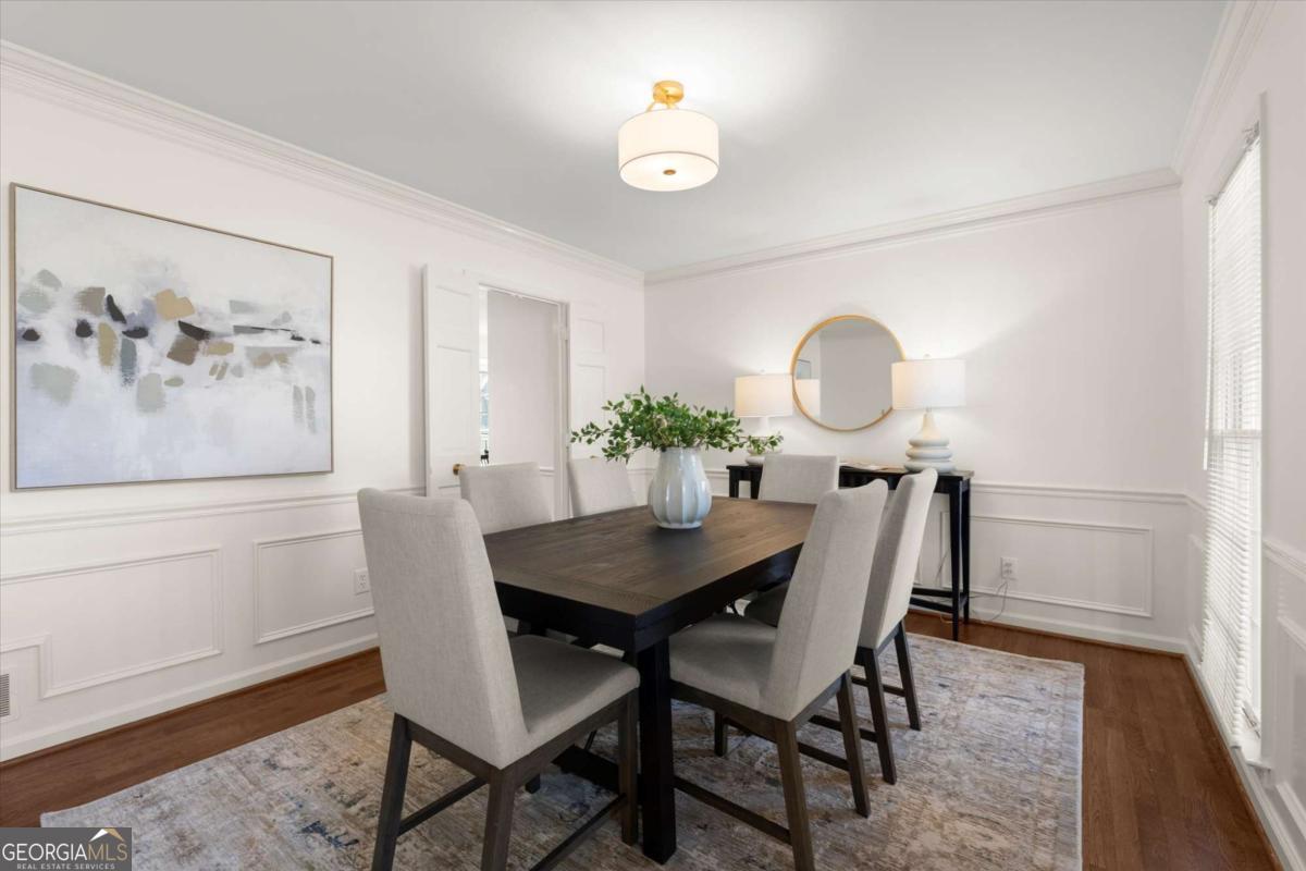 1098 Princeton WALK NE