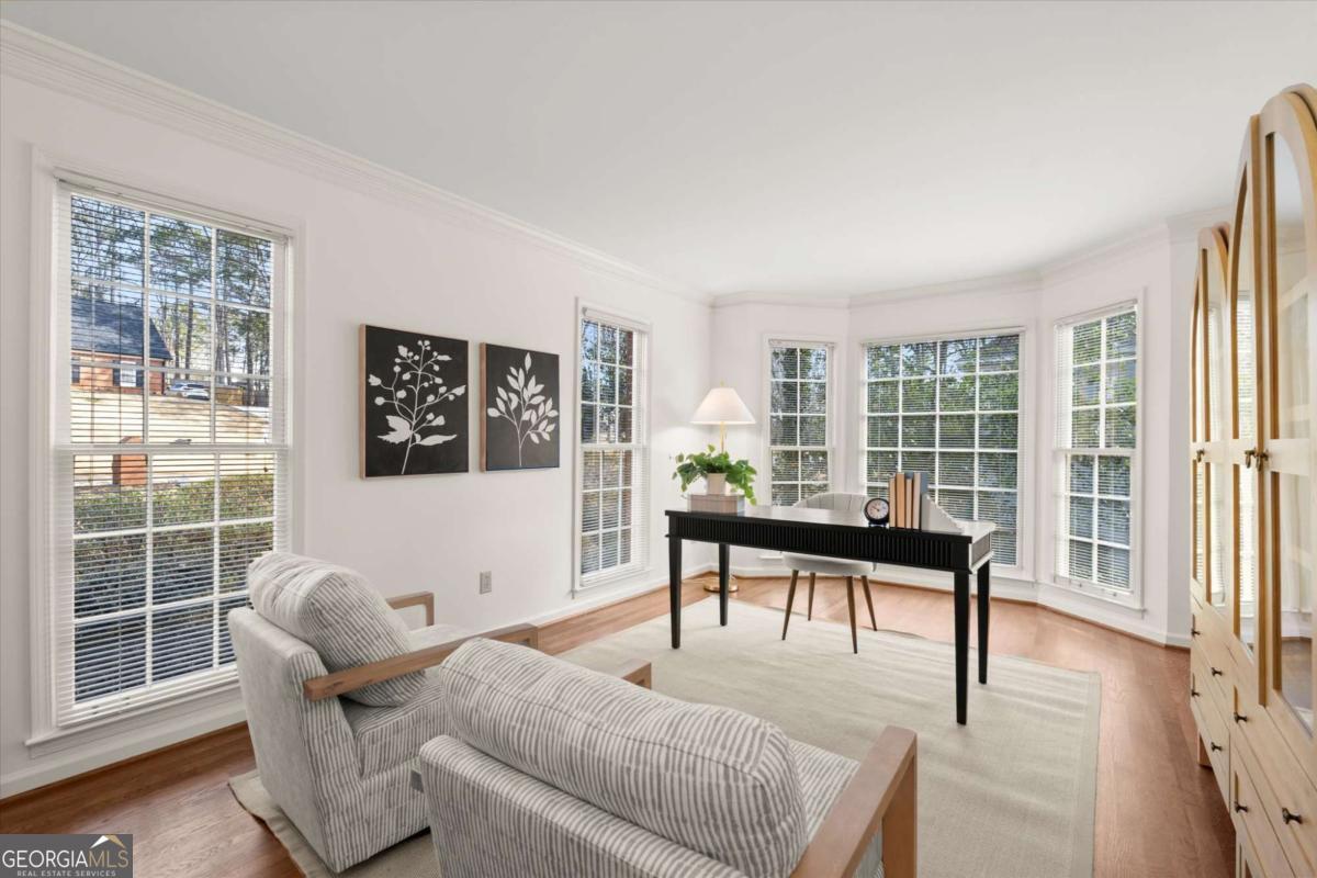 1098 Princeton WALK NE