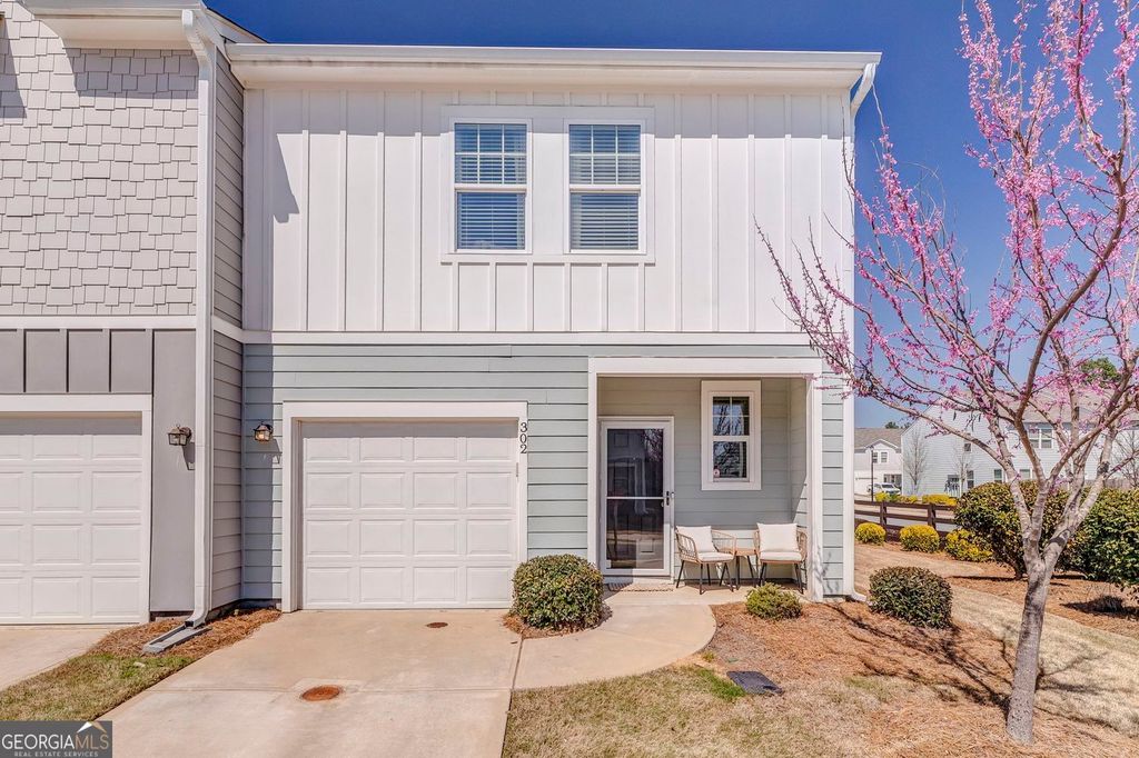 Photo of 302 Penn Station Way, Cartersville, GA 30120 (MLS # 10715830)