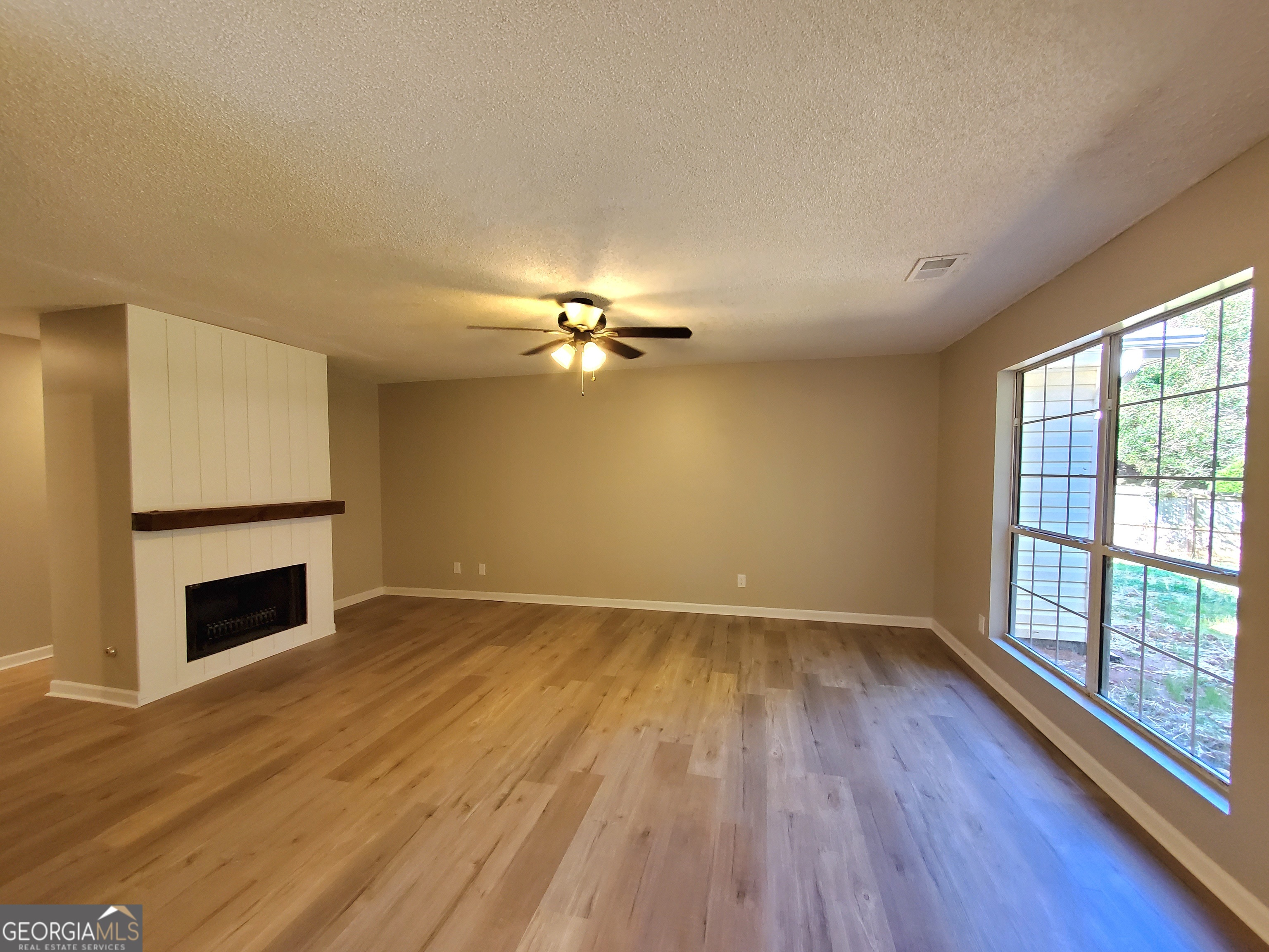 72 W Sellers ST