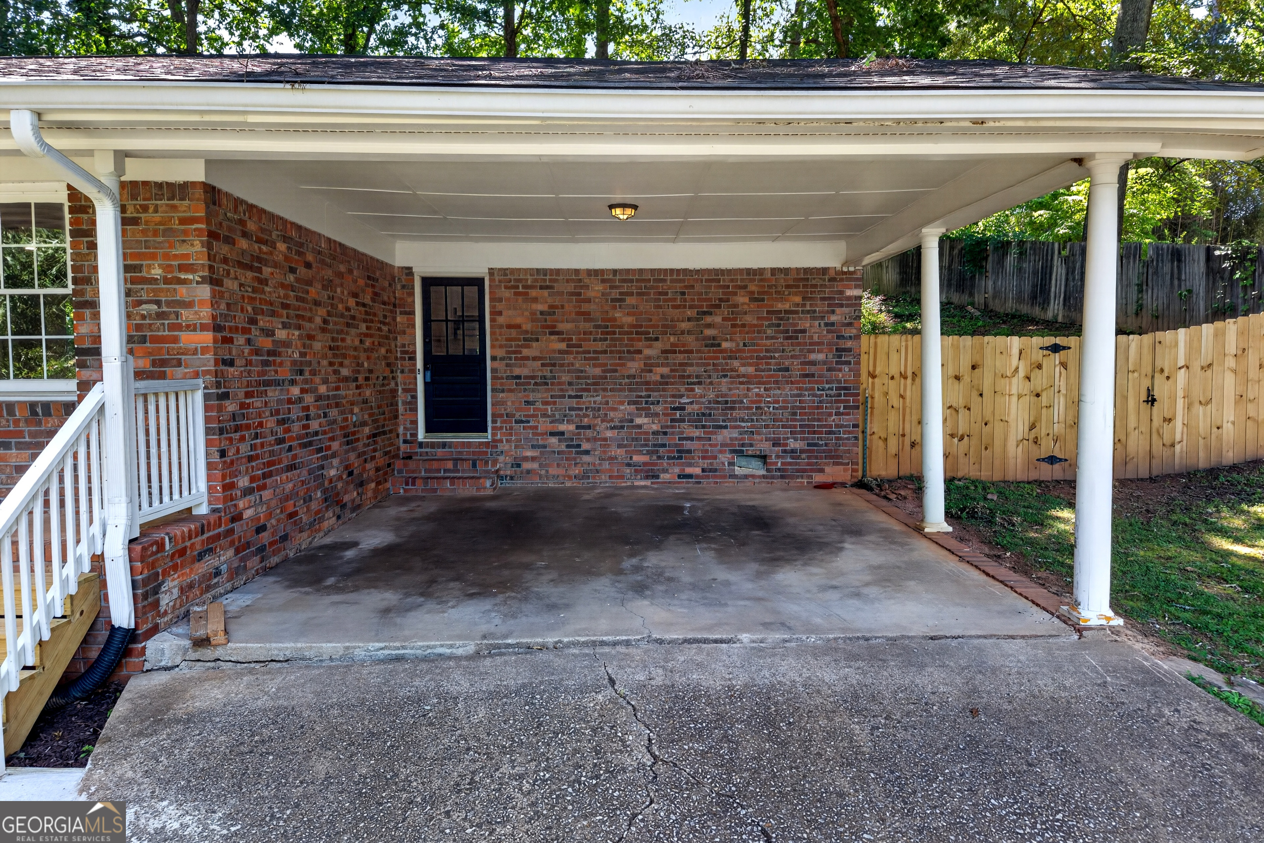 3670 Windy Hill DR