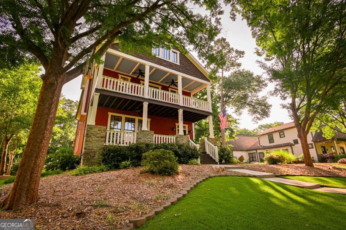 1060 Cobblestone DR