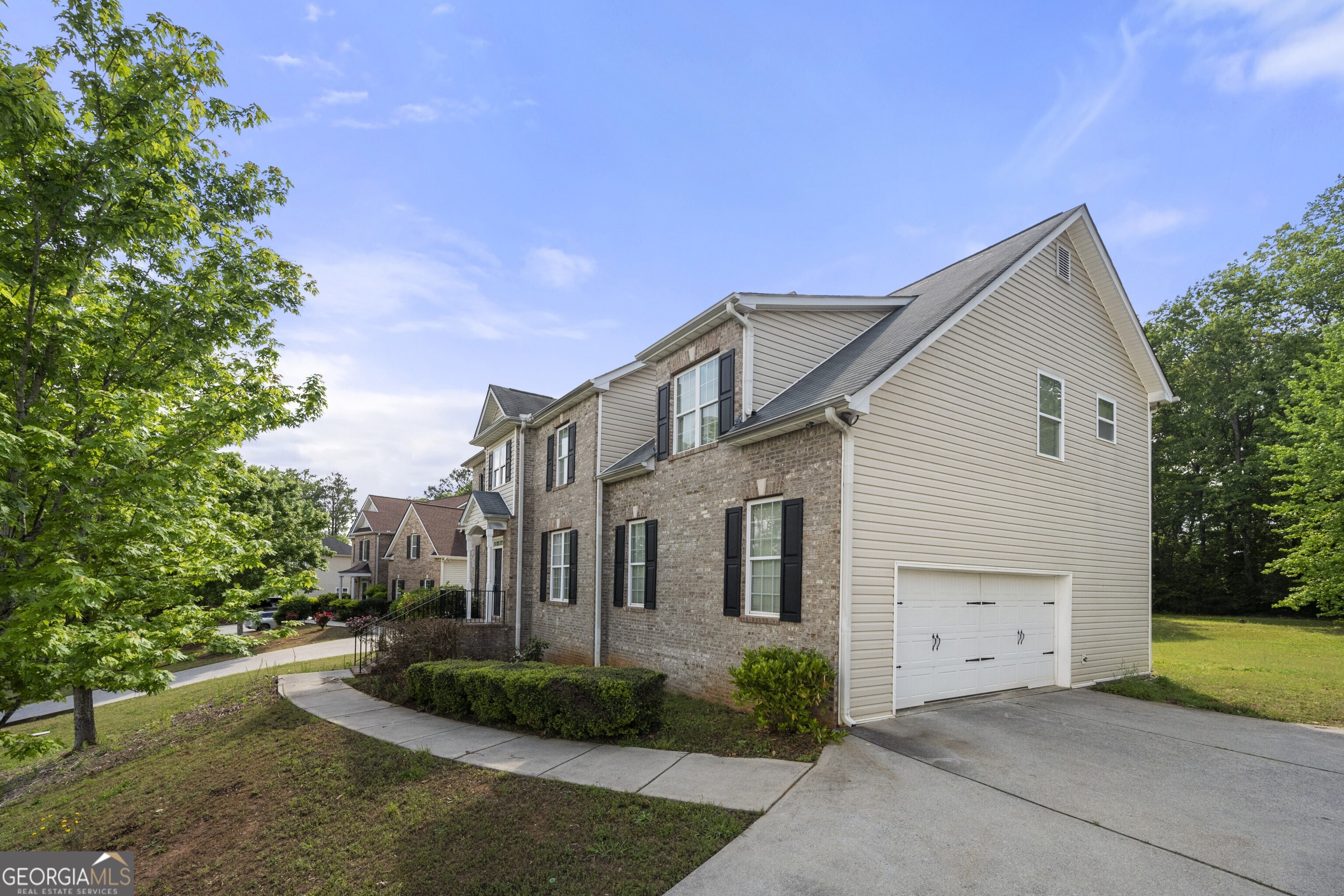 4914 Brown Leaf DR