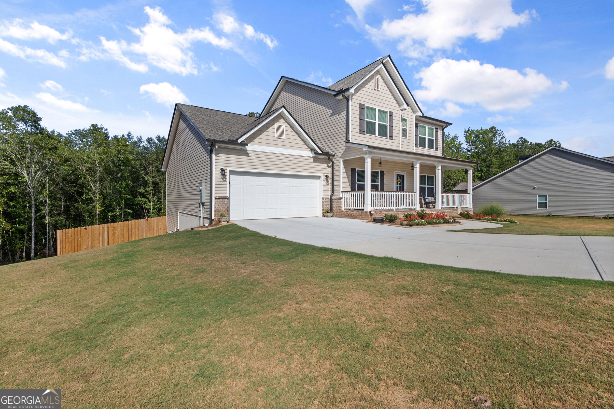 741 Brookshire CT