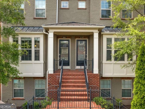 Photo of 308 Alderwood Lane, Atlanta, GA 30328 (MLS # 10786921)