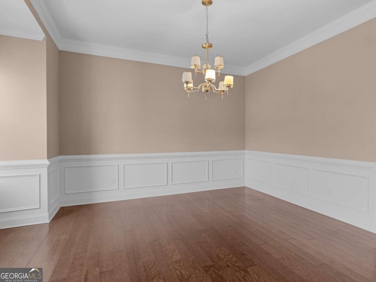 308 Alderwood LN