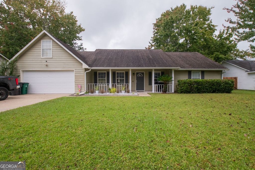 Photo of 307 McQueen Circle, St. Marys, GA 31558 (MLS # 10632912)
