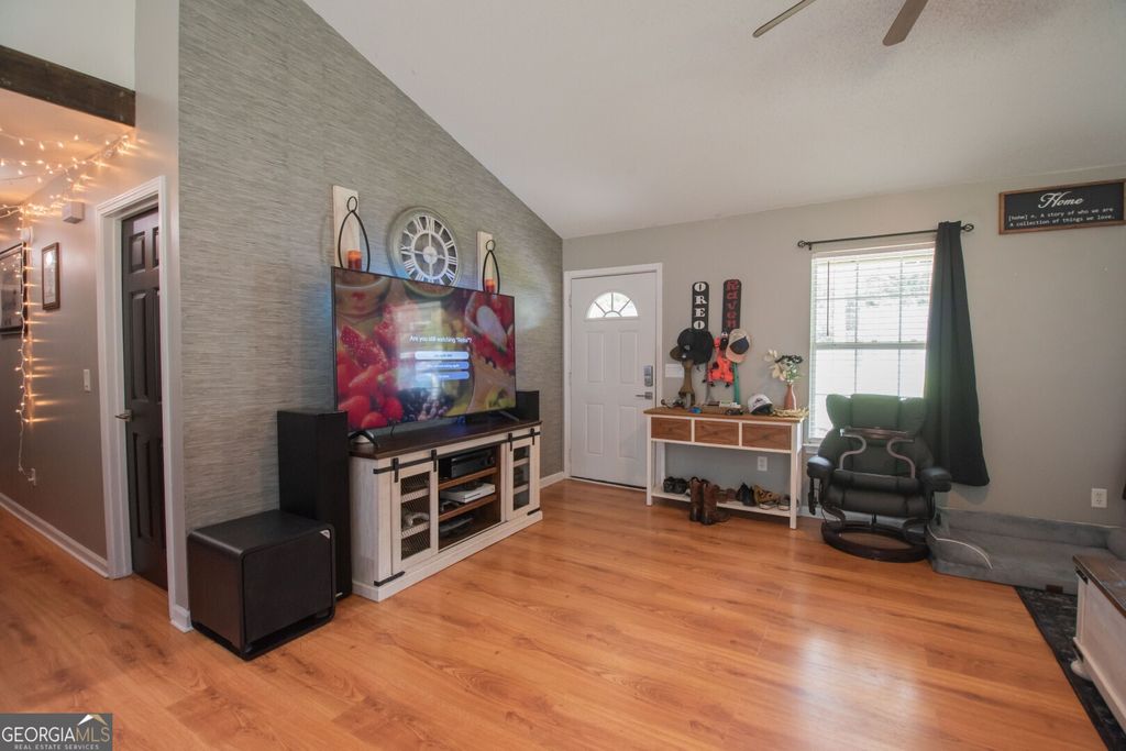 Photo of 307 McQueen Circle, St. Marys, GA 31558 (MLS # 10632912)