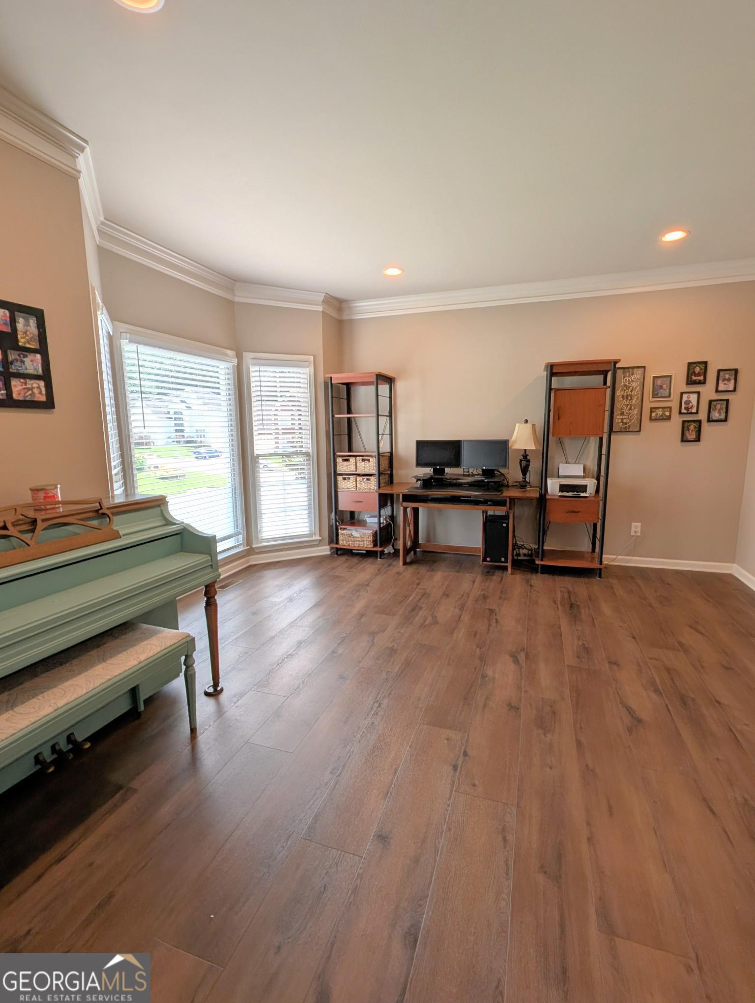 1581 Shetland Pony CT NW