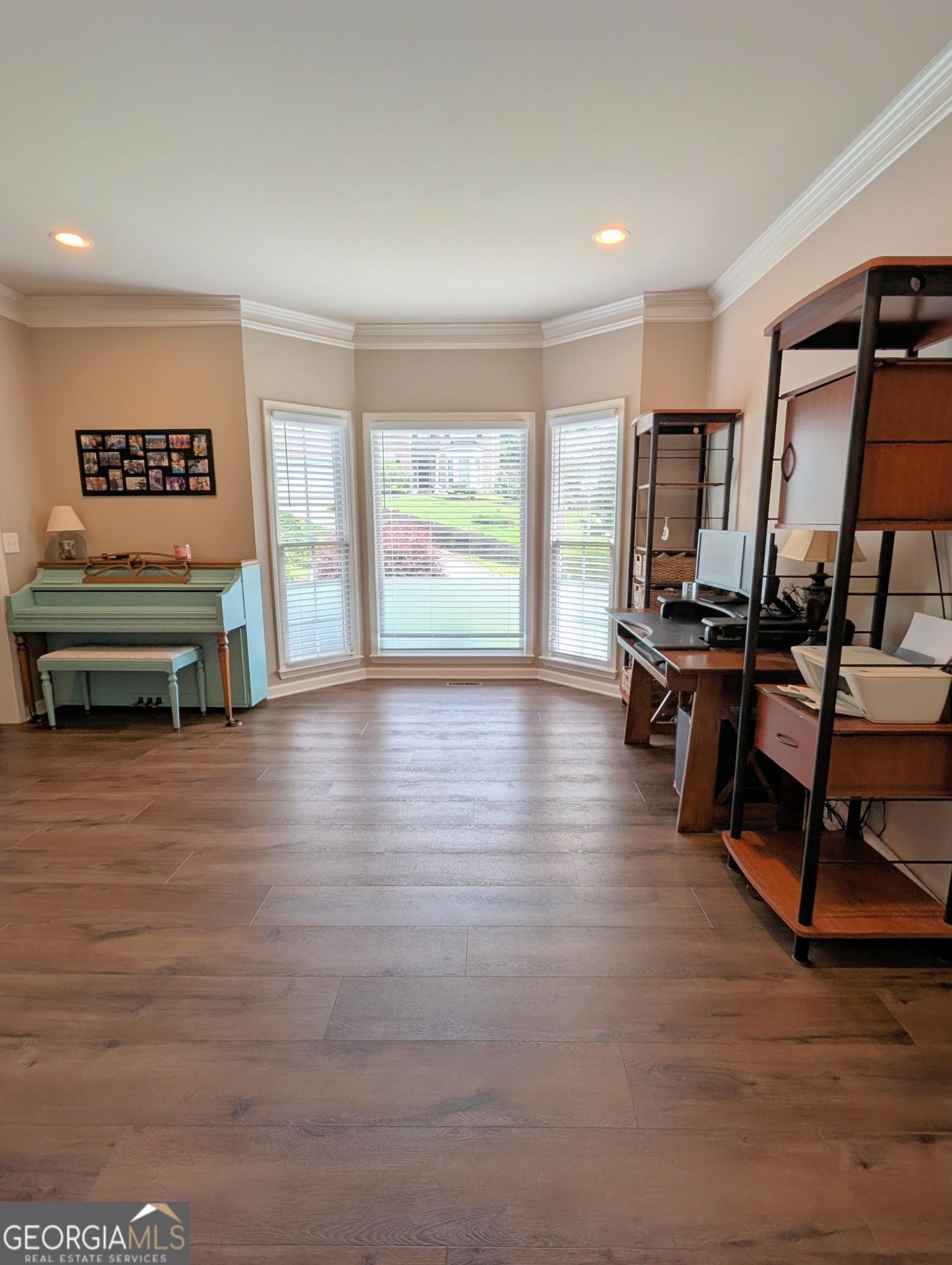 1581 Shetland Pony CT NW