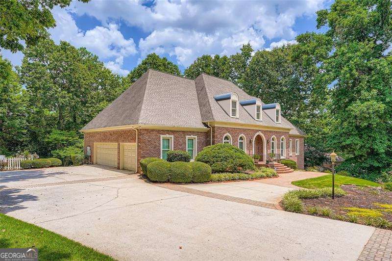 2204 SPENCERS WAY