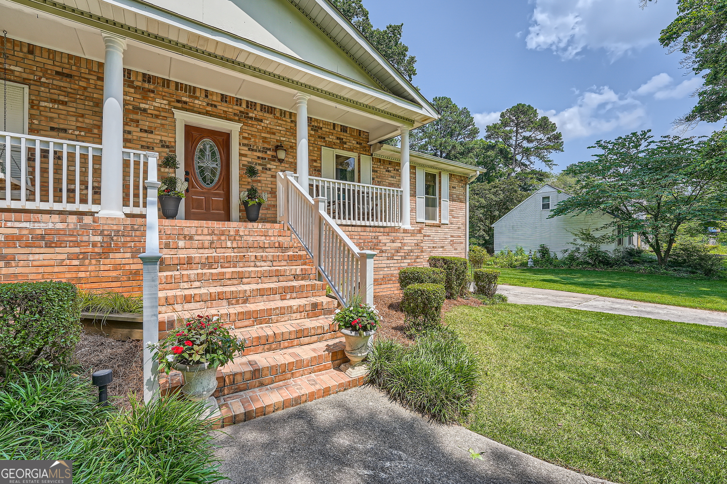 3812 Chattawood DR