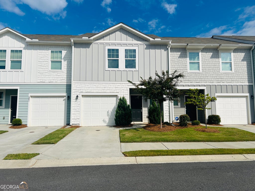 Photo of 304 Aldgate Way, Cartersville, GA 30120 (MLS # 10833343)