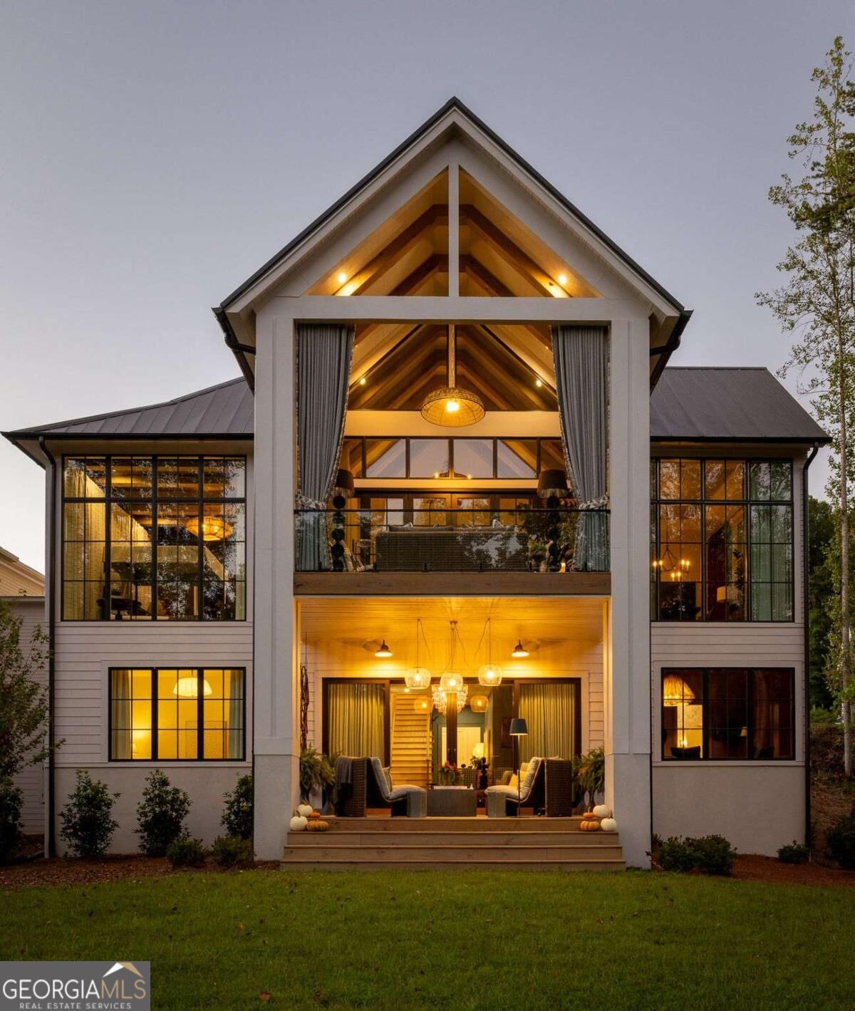 260 Winston WAY