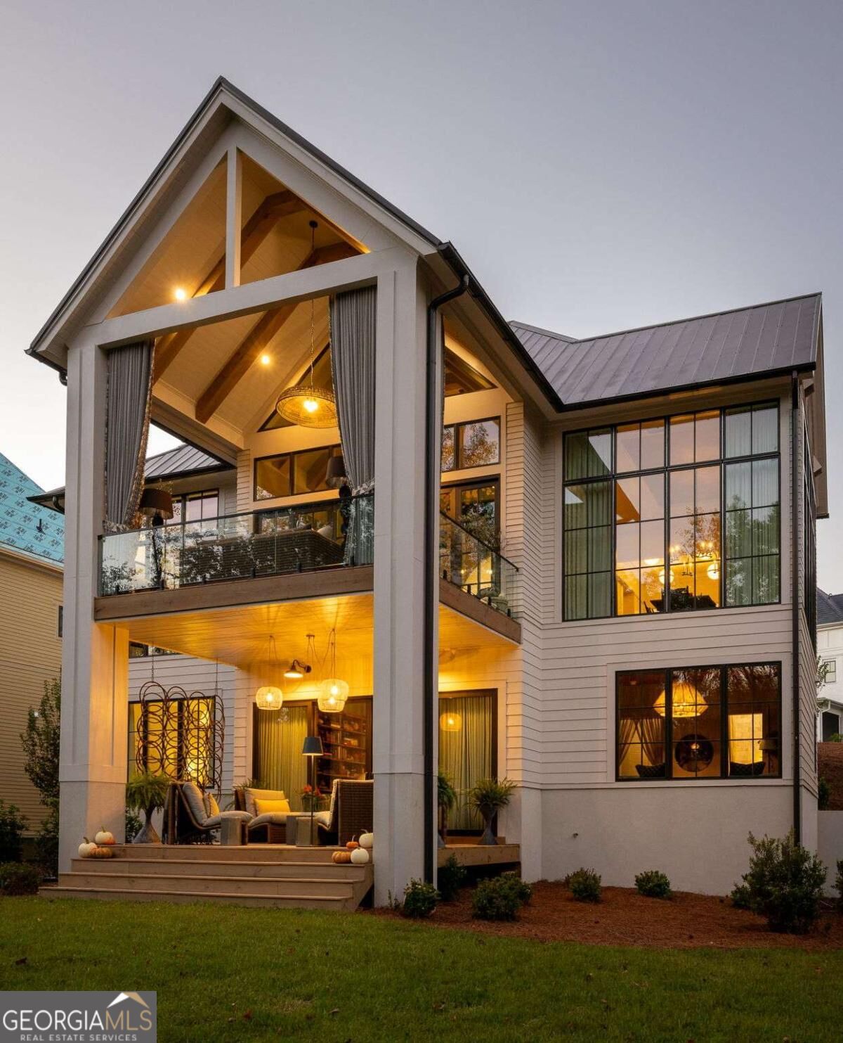 260 Winston WAY