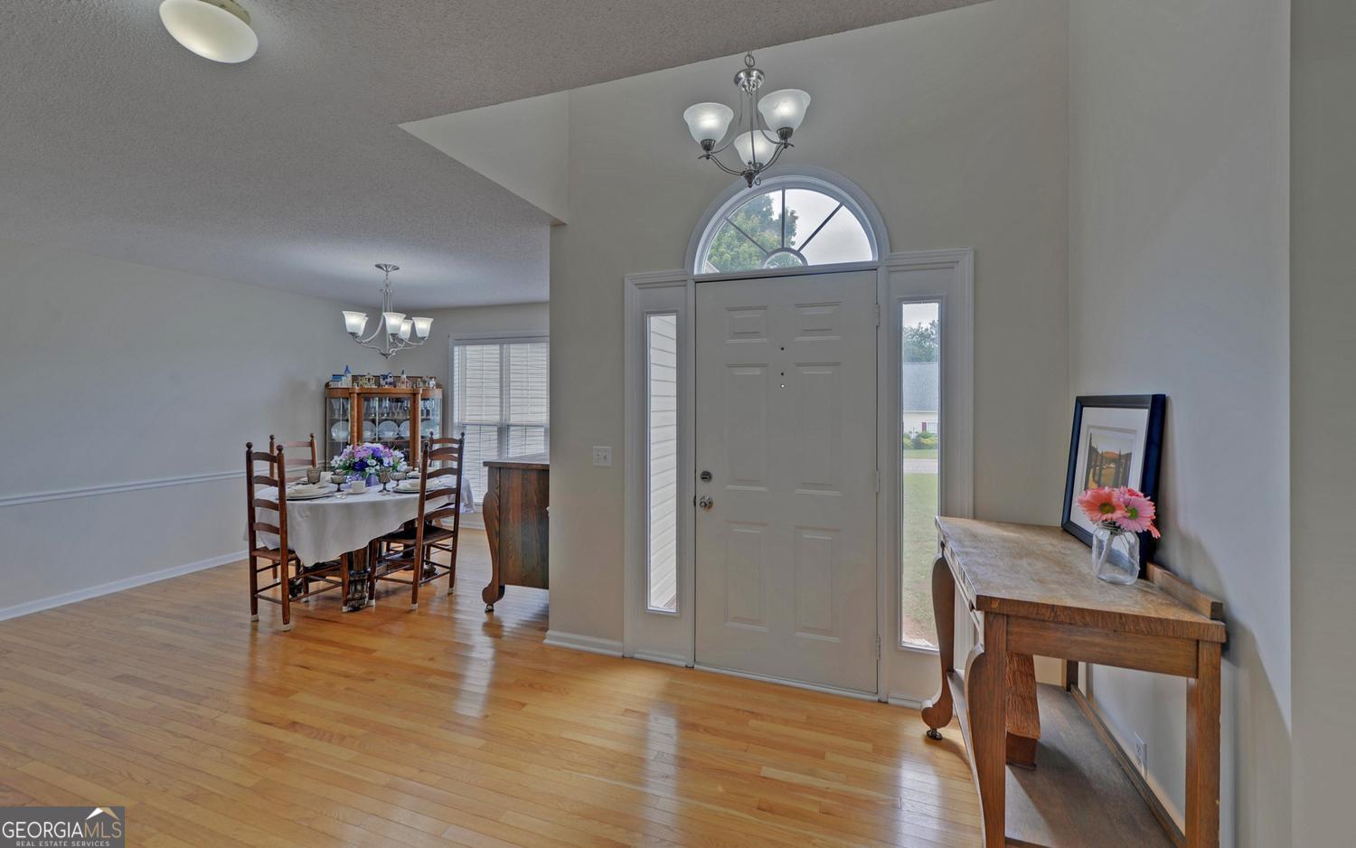 507 Laurens DR