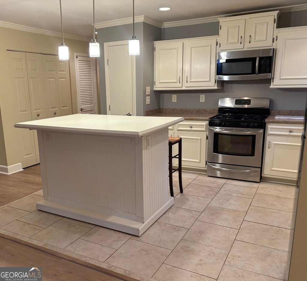 Photo of 1914 Powers Ferry Trace SE, Marietta, GA 30067 (MLS # 10700788)