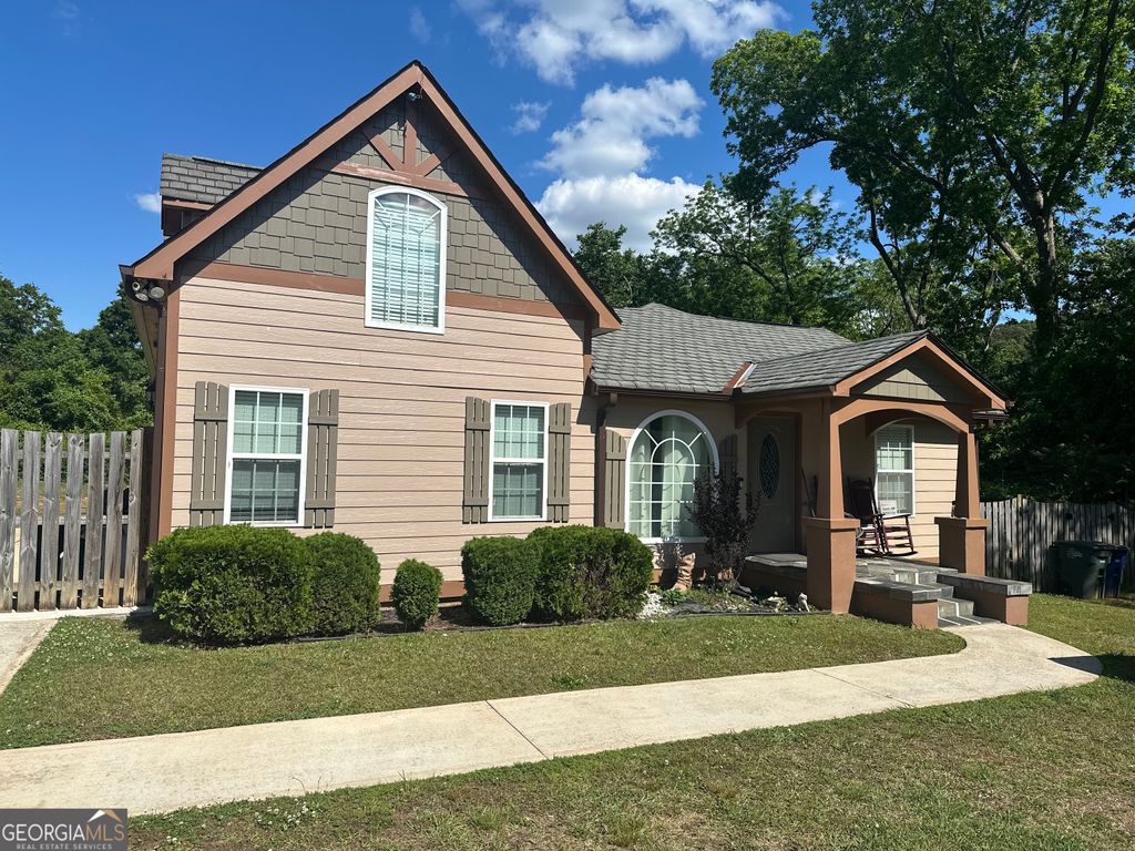 Photo of 416 N 18th Street, Griffin, GA 30223 (MLS # 10758180)