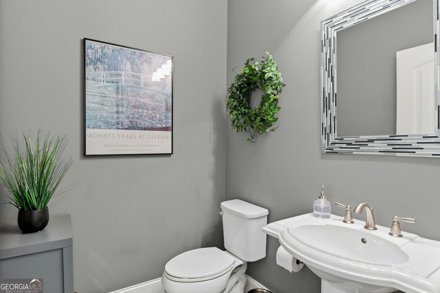 3461 Serenade Commons NW