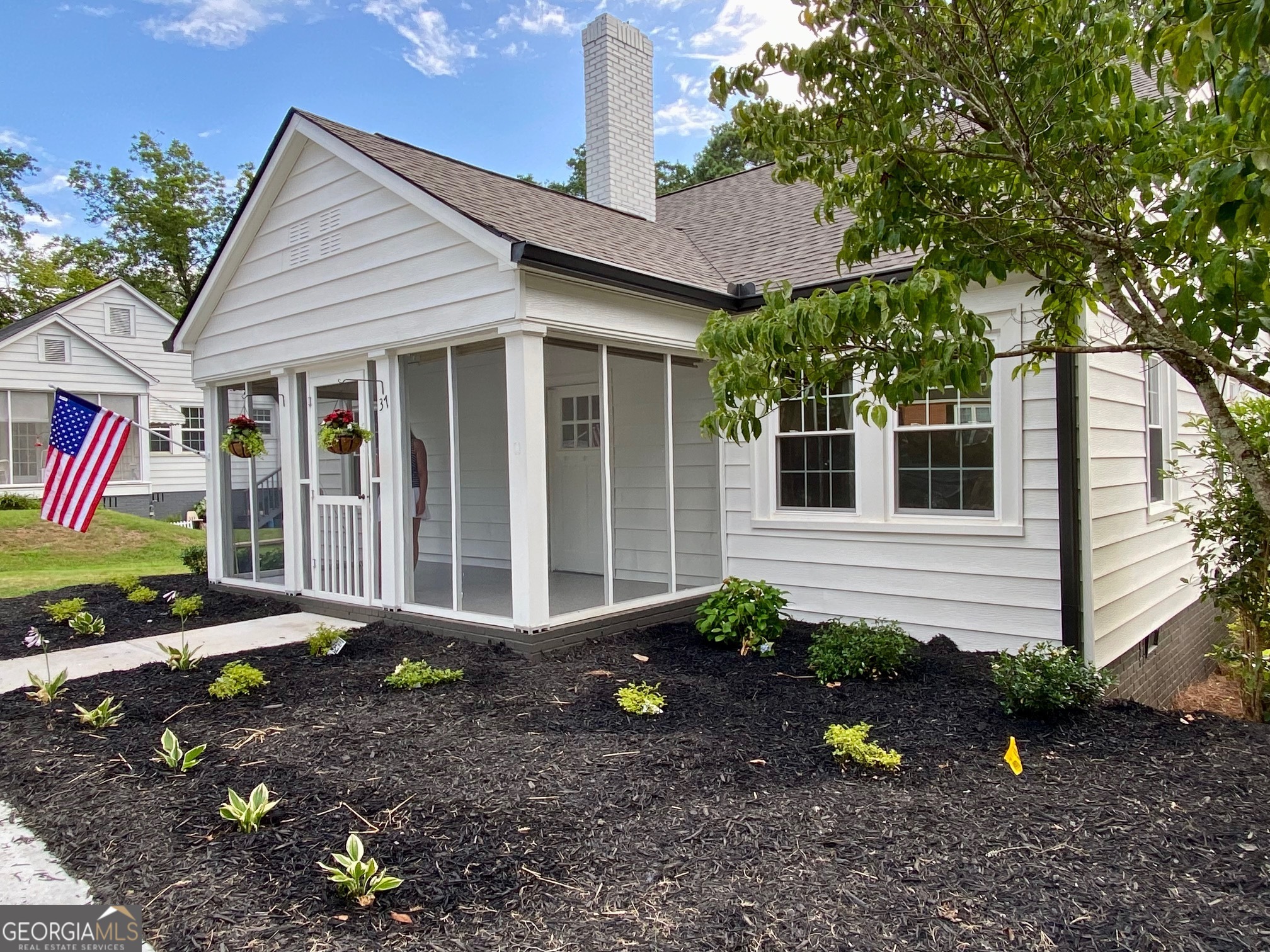 37 POWELL PL