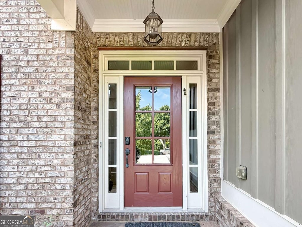 Photo of 8275 Majors Ridge Way, Cumming, GA 30041 (MLS # 10841194)
