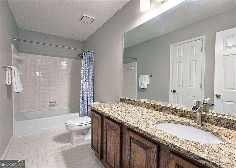 Roswell, Georgia 30075, United States, 4 Bedrooms Bedrooms, ,4 BathroomsBathrooms,Residential,Active,236897