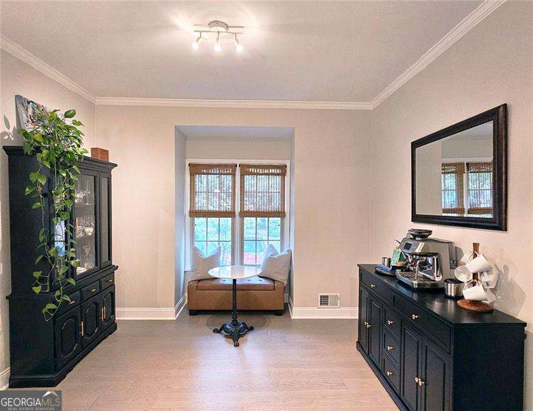 Roswell, Georgia 30075, United States, 4 Bedrooms Bedrooms, ,4 BathroomsBathrooms,Residential,Active,236897