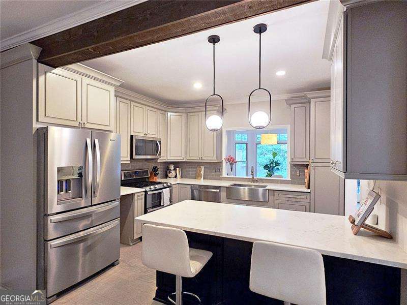 Roswell, Georgia 30075, United States, 4 Bedrooms Bedrooms, ,4 BathroomsBathrooms,Residential,Active,236897