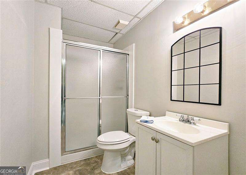 Roswell, Georgia 30075, United States, 4 Bedrooms Bedrooms, ,4 BathroomsBathrooms,Residential,Active,236897