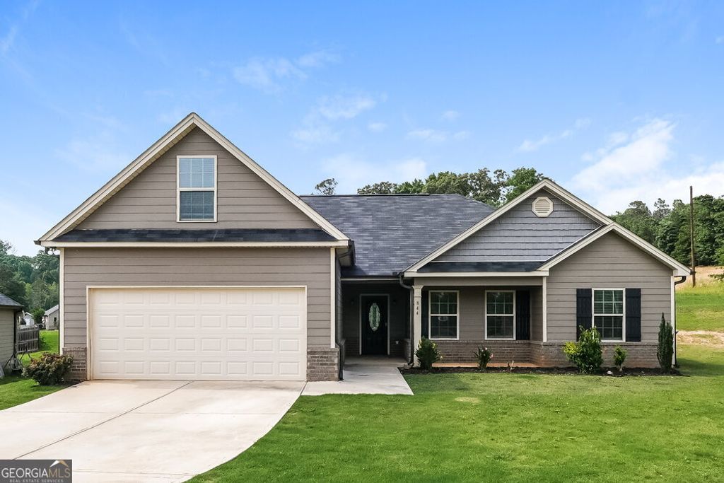Photo of 844 Pinnacle Drive, Winder, GA 30680 (MLS # 10778727)