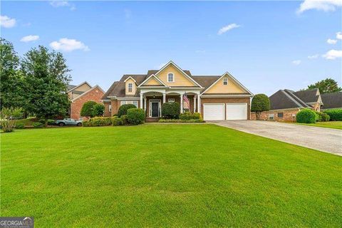 Photo of 86 Colonial Circle NW, Cartersville, GA 30120 (MLS # 10762856)