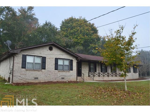 Great value in Snellville. Four side brick ranch on quiet culdesac street. Large lot with plenty of room to romp and play. Freshly painted interior - truly move in ready. This one won't last long - don't delay