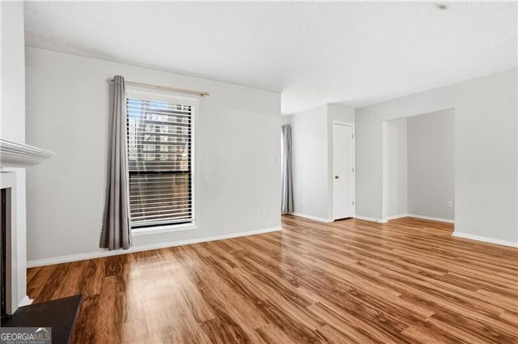 Photo of 101 Cedar Ct SE, Marietta, GA 30067 (MLS # 10703223)