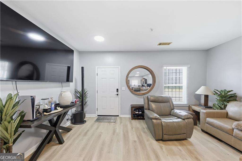 2166 Braxton RD SW