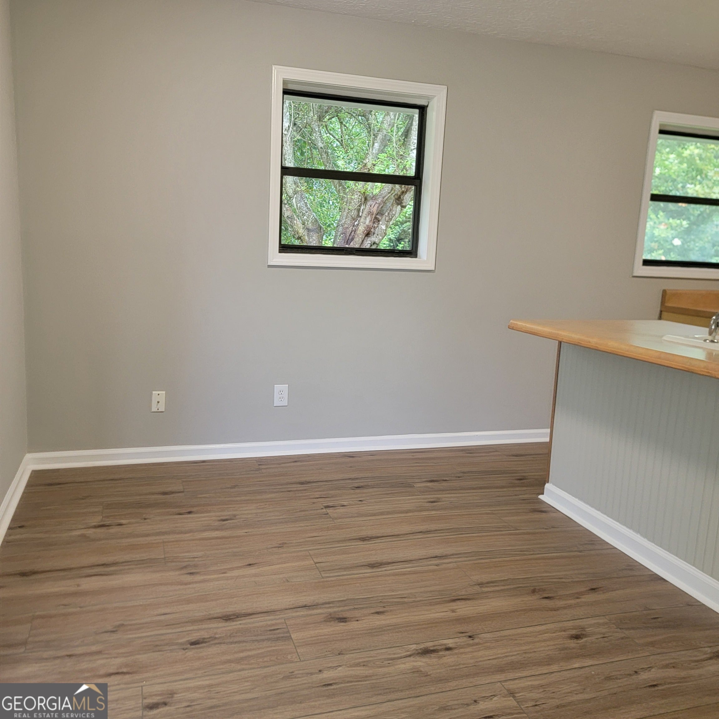 77 Pierce RD