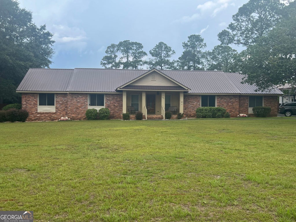 Photo of 304 Saint Francis Place, Dublin, GA 31021 (MLS # 10850745)