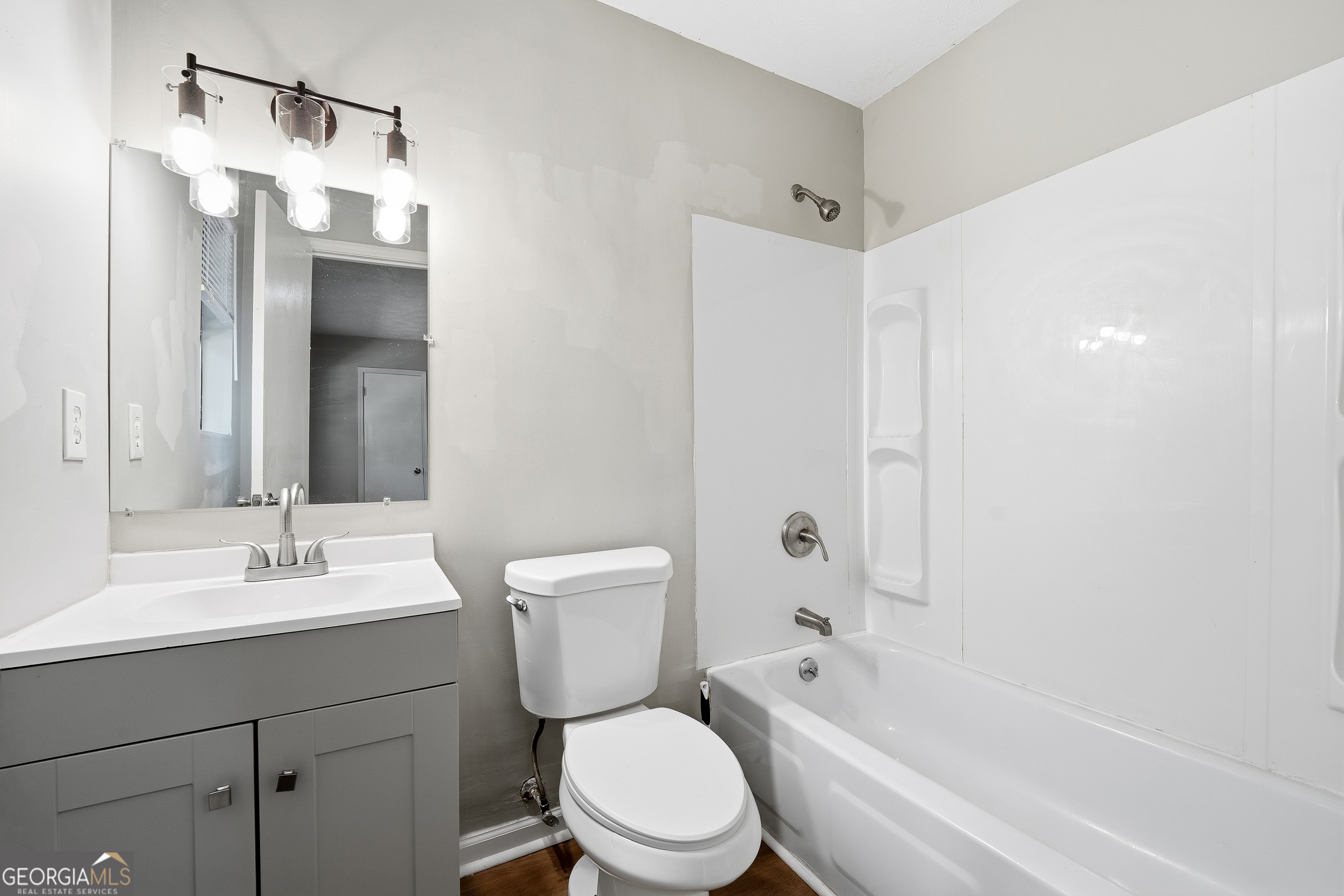 Northdale Condomiuniums - Residential