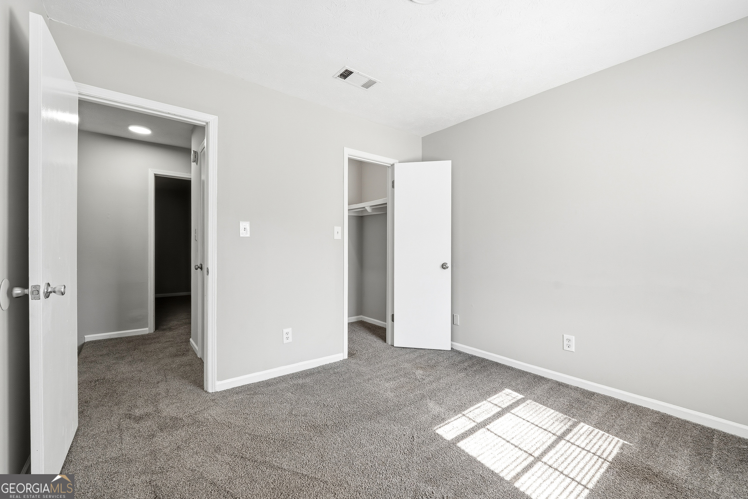 Northdale Condomiuniums - Residential