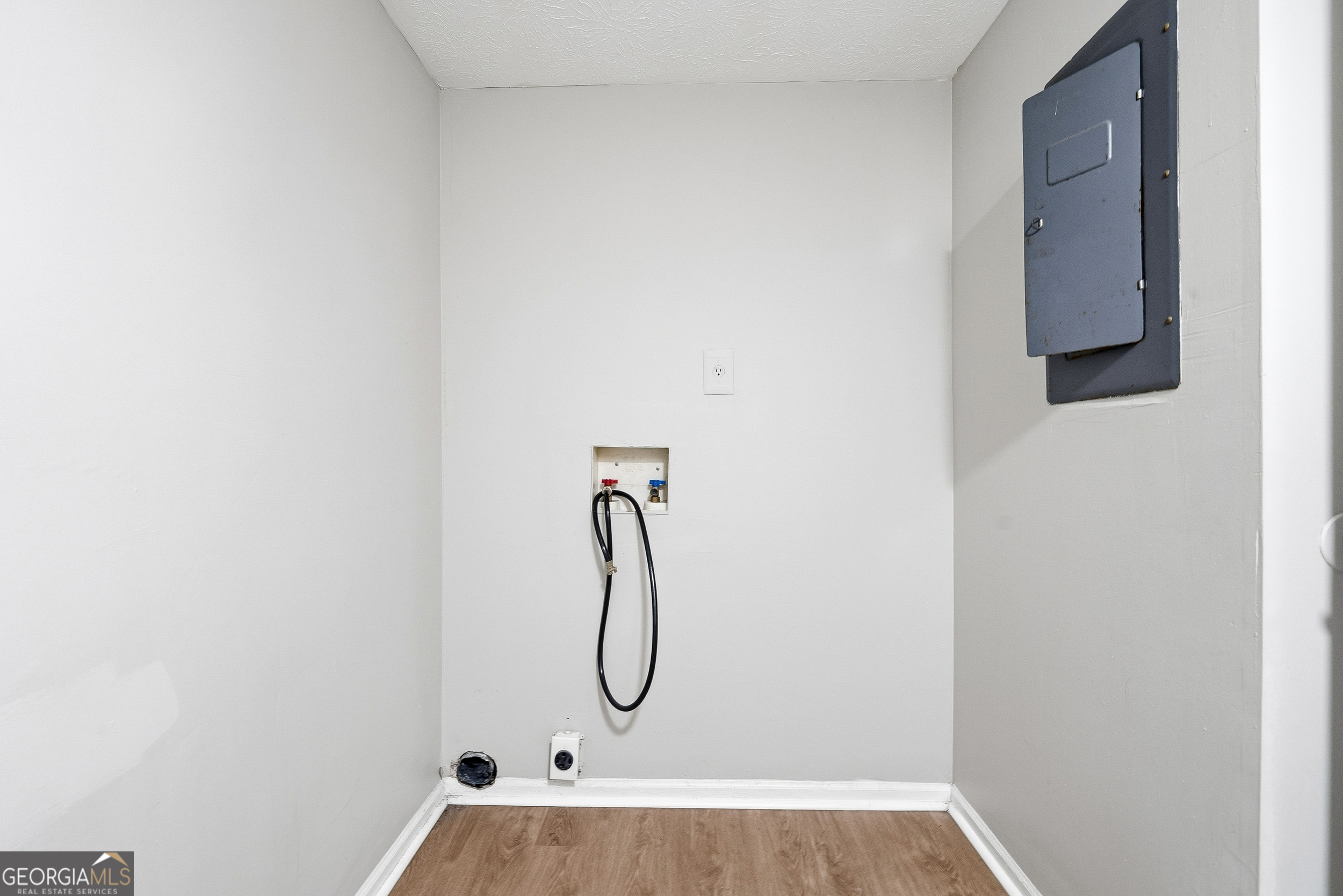 Northdale Condomiuniums - Residential