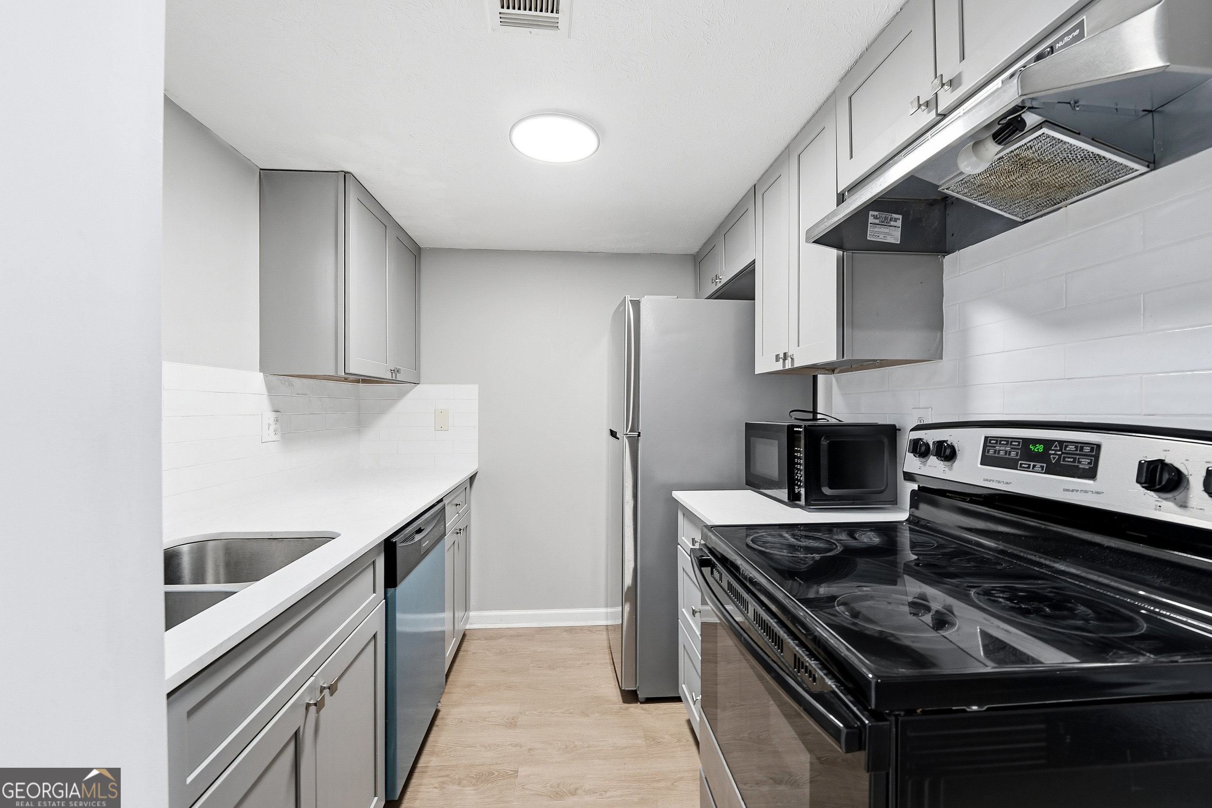 Northdale Condomiuniums - Residential